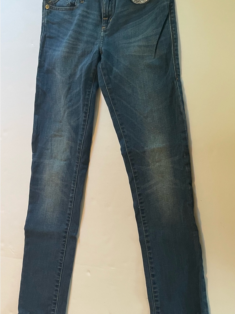 Rock & Republic Women’s Skinny Jeans in Distressed Blue